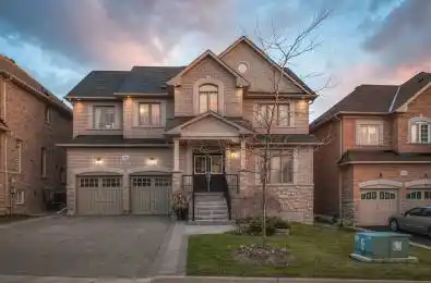 998 Wilbur Pipher Circle Newmarket Ontario L3X 0G5