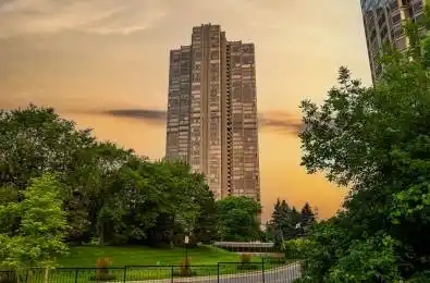 2045 Lake Shore Boulevard Unit# 1504 Toronto W06 Ontario M8V 2Z6