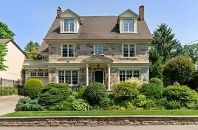 82 Humberview Road Toronto W02 Ontario M6S 1X1