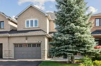 2136 Redstone Crescent Oakville Ontario L6M 5B3