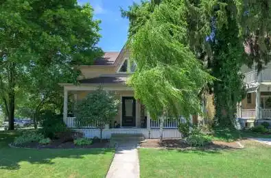 16 Oxford Street Strathroy-Caradoc Ontario N7G 3A2