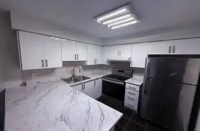 35 Kingsbridge Garden Circle Unit# 1806 Mississauga Ontario L5R 3Z5