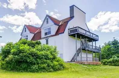 339 SOUTH BAY Road Georgian Bay Ontario L0K 1S0