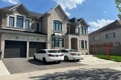 5 Anatolia Street Brampton Ontario L6P 4L3