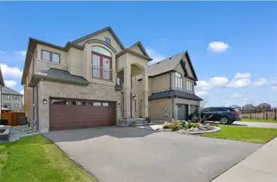 18 Dougherty Court Hamilton Ontario L9K 0H7