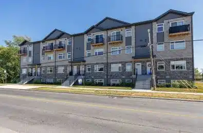 809 Development Drive Unit# 302 Kingston Ontario K7M 0J4