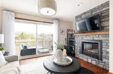 34 Deerhurst Greens Road Unit# 301 Huntsville Ontario P1H 1A9