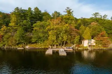 1-1356 & 1357 Peninsula Road Muskoka Lakes Ontario P0B 1J0