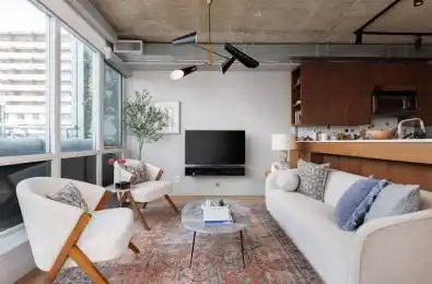 38 Niagara Street Unit# PH08 Toronto C01 Ontario M5V 3X1