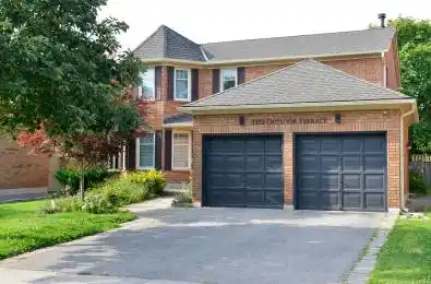 1332 Outlook Terrace Oakville Ontario L6M 2B9