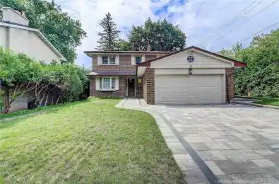 1 Donmac Drive Toronto C13 Ontario M3B 1N4