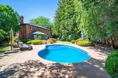 1298 Bunsden Avenue Mississauga Ontario L5H 3T9