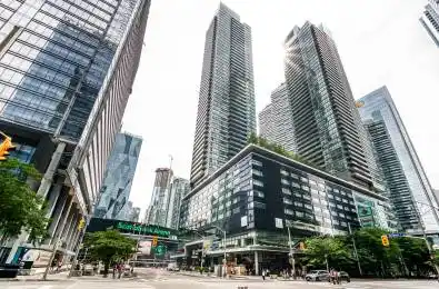 55 Bremner Boulevard Unit# SPH4906 Toronto C08 Ontario M5J 0A6