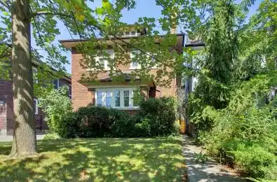 64 Burnside Drive Toronto C02 Ontario M6G 2M8