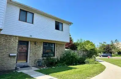 6540 Falconer Drive Unit# 56 Mississauga Ontario L5N 1M1