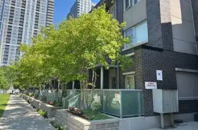 310 Village Green Square Unit# TH#38 Toronto E07 Ontario M1S 0L1