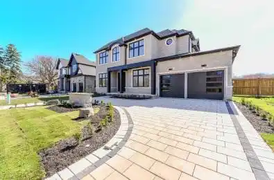 302 Tuck Drive Burlington Ontario L7L 2R1