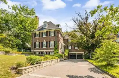 435 Russell Hill Road Toronto C03 Ontario M5P 2S4