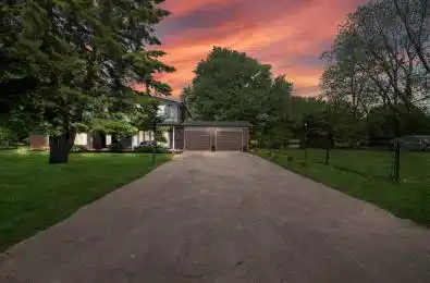 7 May Avenue East Gwillimbury Ontario L0G 1V0