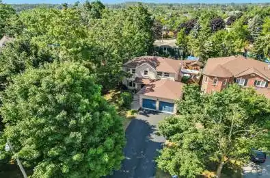 6 Milne Court Barrie Ontario L4N 7J1
