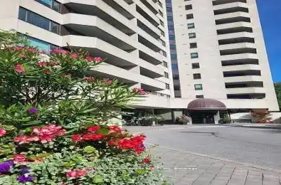 75 Wynford Heights Crescent Unit# 201 Toronto C13 Ontario M3C 3H9
