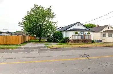 558 STEELE Street Port Colborne Ontario L3K 4Y3