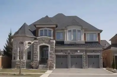 7 Hagerman Road Brampton Ontario L6P 4C1