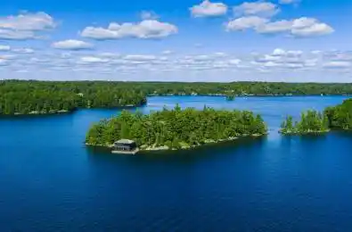 J24 Fawn & (Birch Islet) Island Muskoka Lakes Ontario P0C 1J0