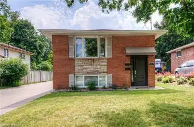 62 Scenic Drive Kitchener Ontario N2A 2P6