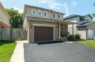 24 Castlewood Place Cambridge Ontario N1R 8K6