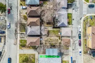 560 Atlas Avenue Toronto C03 Ontario M6C 3R4