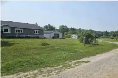 4 Mineview Road Whitewater Region Ontario K0J 1Y0