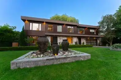 17 Hammok Crescent Markham Ontario L3T 2X1