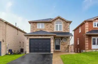 90 Courtney Crescent Barrie Ontario L4N 5S9