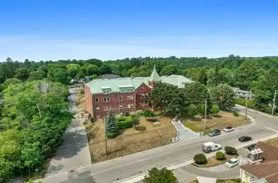 72 Pine Street Unit# 302 Port Hope Ontario L1A 1G8