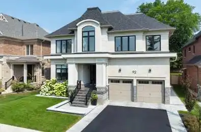 92 Klees Crescent Aurora Ontario L4G 3W8