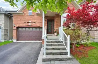 35 Valemount Way Aurora Ontario L4G 7S3