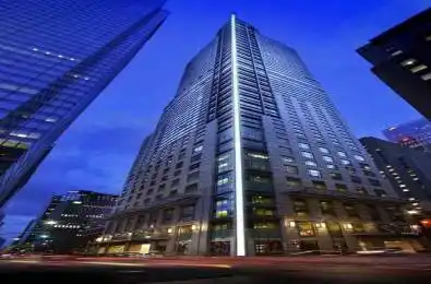 311 Bay Street Unit# 4604 Toronto C01 Ontario M5H 4G5