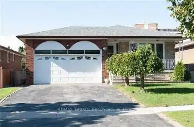 28 Bowhill Crescent Toronto C15 Ontario M2J 3S2