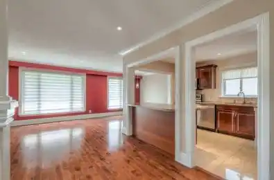 389 Centre Street Richmond Hill Ontario L4C 1B5