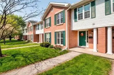 465 Woolwich Street Unit# #28 Waterloo Ontario N2K 3S4
