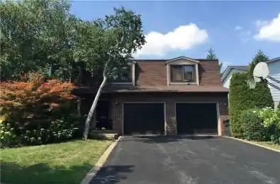 141 Mossgrove Trail Toronto C12 Ontario M2L 2W6