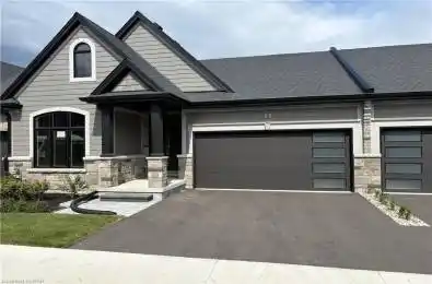 6 PEACHTREE Lane Niagara-on-the-Lake Ontario L0S 1T0
