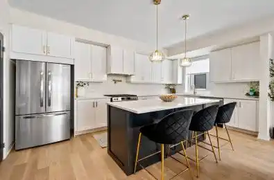 8-50 Baynes Way Bradford West Gwillimbury Ontario L3Z 4M4