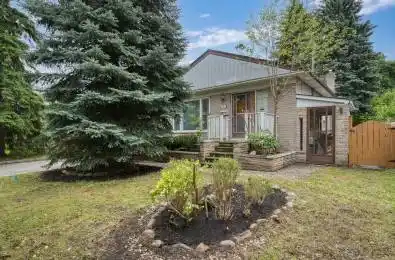 402 CENTRE Street Richmond Hill Ontario L4C 1B7