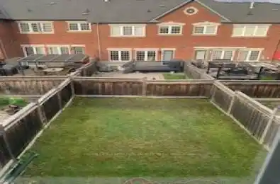 45 Lindvest Acres Vaughan Ontario L6A 4N2