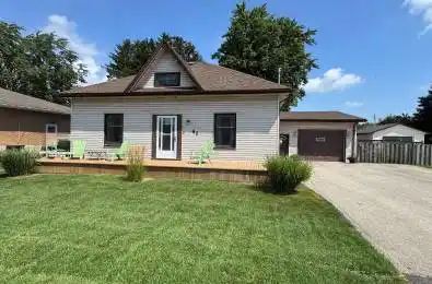 41 Queen Street Strathroy-Caradoc Ontario N7G 2H5