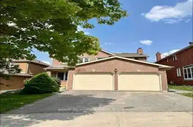 115 Bonny Meadows Drive Unit# Lower L Aurora Ontario L4G 6N1