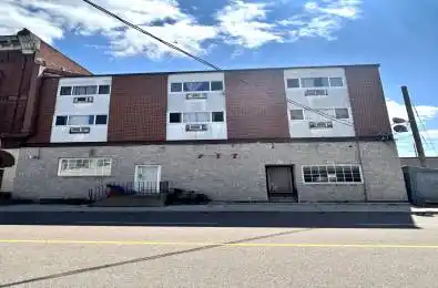 19 Renfrew Avenue Renfrew Ontario K7V 1R4