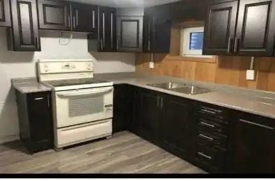 3924 Brandon Gate Mississauga Ontario L4T 3N8